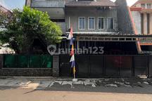Dijual Rumah dengan Harga Termurah di Area Kebayoran Baru Jakarta Selatan