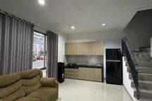 Sewa Rumah Pik2 8x10 Furnished 3+1 Kamar Tidur