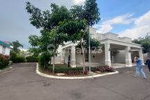 Jual Rumah Dalam Komplek Perumahan Di Podomoro Park Bandung - Cluster Anapuri , Buah Batu