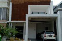 Rumah Modern Minimalis Siap Huni Royal Residence Surabaya Barat