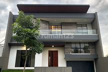 Rumah Mewah Baru Gress Modern Minimalis Pakuwon Indah Surabaya