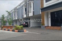 Di Jual Rumah Baru 100M2 Jl Raya Jendral Ahmad Yani Jak Tim