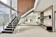 Rumah Mewah Luas Siap Huni di Batununggal — Cocok untuk Hunian Nyaman atau Kantor Eksklusif