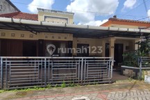 Rumah Tinggal 4 Kamar Lokasi Strategis Dekat Gembira Loka Zoo