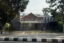 Langka Strategis di Jalan Besar Kota Malang Rumah Usaha 2 Lantai