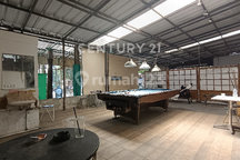 Disewakan Rumah Cantik dan Luas di Sayap Jendral Sudirman Bandung