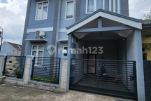 DISEWAKAN RUMAH FULL FURNISED SIAP HUNI DI GEDANGANAK UNGARAN TIMUR 