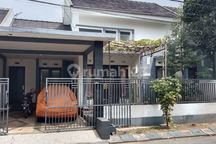Dijual Rumah Tirtasani Malang Semi Furnished