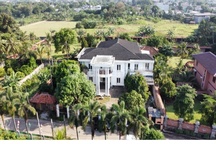 Jarang Ada Rumah Mewah ,bagus 2 Lantai Di Tapos Depok