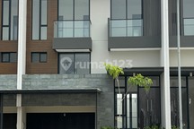 Cash / KPR - Rumah Baru Pik2 Pbv 300M2 (10X30)