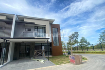 Sewa Rumah Pik2 13X20 Hoek (4+1 Kamar Tidur)