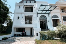 Rumah Baru Pantai Indah Kapuk Florence 250M2 (American Classic)