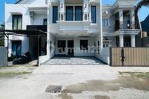 Rumah Siap Huni Di Sukmajaya Di Lewati Jalur Angkot