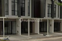 Rumah di Jual Pantai Indah Kapuk 2