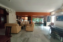 Rumah Disewakan Jalan Raya di Tengah Kota Semarang Cocok Buat Usaha