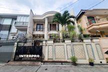 Rumah Sunrise Garden Furnish Mewah Klasik 4 Kamar Tidur 