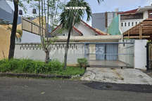 Rumah Hitung Tanah Dijual Permata Buana Hadap Selatan - LT 200m2