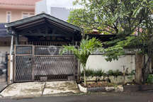 Rumah Hitung Tanah Dijual Permata Buana Hadap Selatan - LT 152M2