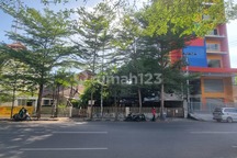 Rumah 1 lantai di jl.ratulangi cocok buat cafe / resto