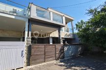 Rumah 4 Kamar Tidur Siap Huni Berlokasi di Cluster Jimbaran