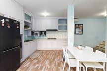 Murah ! Rumah Semi Villa 3 Lantai View Gwk Berlokasi Di Ungasan