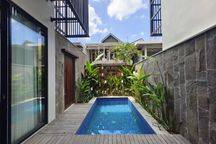 Brand New Villa Freehold 3 Bedrooms Near to Batu bolong Beach