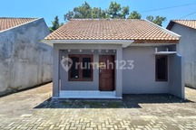 Rumah Murah 300 Jutaan Siap Huni di Jambidan Dekat Rsu Rajawali