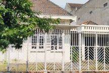 RUMAH KLASIK JALAN UTAMA SOLO