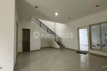 Rumah Termurah di Gading Serpong Pondok Hijau Golf 10X18 M2 Unfurnished