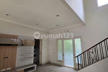 Dijual Dibawah Harga Pasaran! Rumah Cluster Pascal 9X18m2 Kt 4+1 Siap Huni Banget