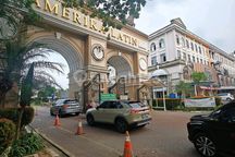 Rumah Hook Green Lake City 9x18 , Unit Jarang Ada