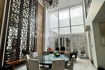 Furnished Mewah Full Marmer Rumah 3,5 Lantai Uk 8x30 Layar Permai