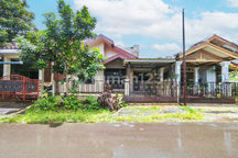 Rumah Luas 3 Kamar 15 Menit ke Gerbang Tol Cibadak 2 Hadap Timur J44005