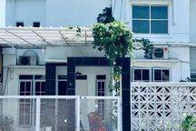 Rumah Luas 15 menit ke RSUD Cileungsi Hadap Selatan DIbantu KPR J30529
