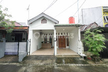 Rumah 10 Menit ke Primaya Hospital Bekasi Utara SHM Hadap Utara J-40673