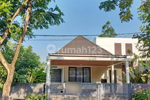 Hunian Bagus Dekat Danau Bmw Komplek Elit