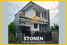 Rumah 2Lt Bagus di Gajah Mungkur Dekat Akpol