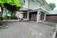 Rumah 1 Lantai Strategis di Jalan Erlangga Barat Dekat Simpanglima Semarang