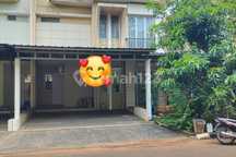 Disewakan Rumah 2 Lantai Semi Furnish Dalam Cluster Grandwisata