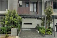 Rumah di Summarecon, Type Freya Premium, Semi Furnish, Siap Pakai