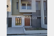 Rumah Baru dan Mewah di Terusan Buah Batu Dalam Cluster