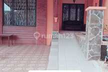 Dijual /Disewakan Rumah Villa Pinus di Banyumanik Strategis dan Bagus