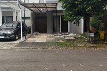 Rumah 2Man di BSD, Rapi Siap Huni, Dekat KRL, Butuh Jual Cepat