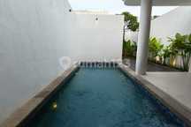 Villa Baru Modern Style Dekat Plaza Renon dan Pantai Sanur