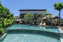 Rumah One Gate Dekat Tol Bali Mandara dan Pantai Nusa Dua