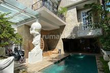 VILLA MEWAH 3,5 LANTAI DEKAT TAMAN RAMA SCHOOL