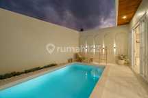 Villa Gaya Mediterranean Dekat Pantai Melasti dan Sidewalk Mall