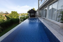 Villa Modern High Ceiling Dekat Pantai Pandawa dan Pantai Melasti