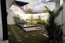 Villa Modern 2 Bedrooms Near Batu Bolong Beach