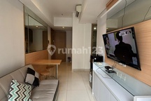 Sewa Taman Anggrek Residence 2 Bedroom View Pool Langka